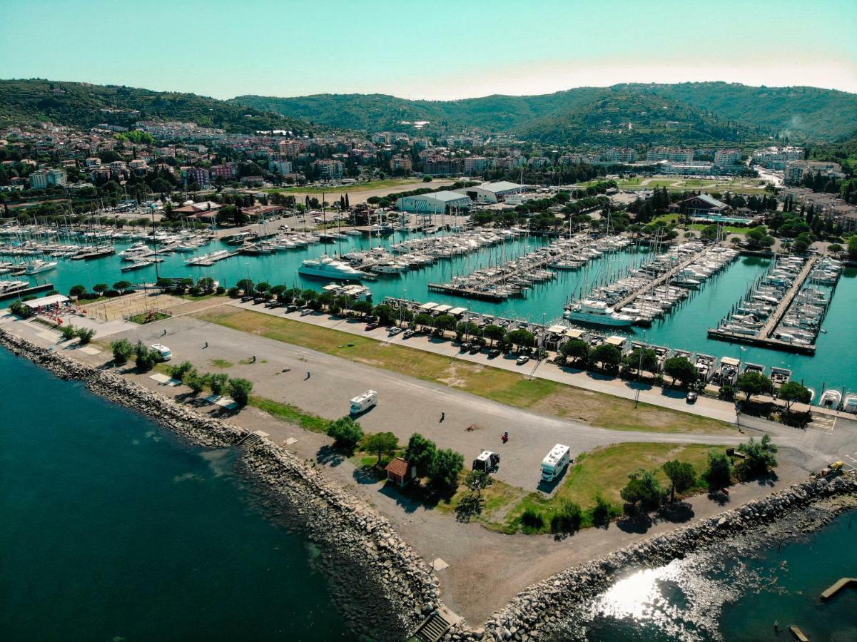 Marina Luxury Houseboat Lace Portorož Exterior foto